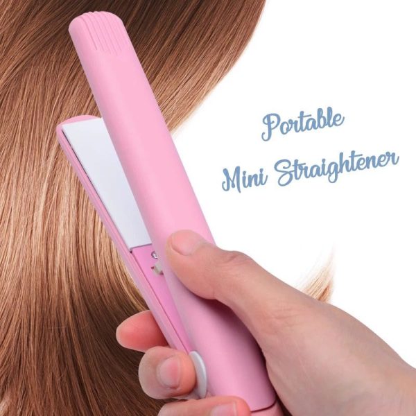 Mini Hair Straightener & Curler – Dual Voltage 100-240v, 180°c Thermostatic Aluminum Plate, For Dry & Wet Hair, Compact Travel Size (random Color)